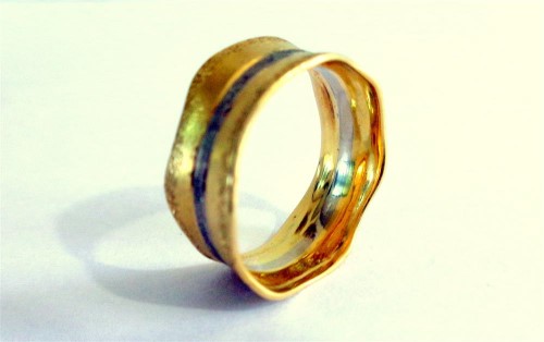 טבעת נישואים.JPG